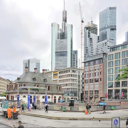 Schoenes Helles Zimmer Direkt In Frankfurt City Nr 301