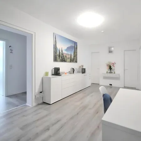 게스트하우스 Schoenes Helles Direkt In Frankfurt Nr 301 프랑크푸르트